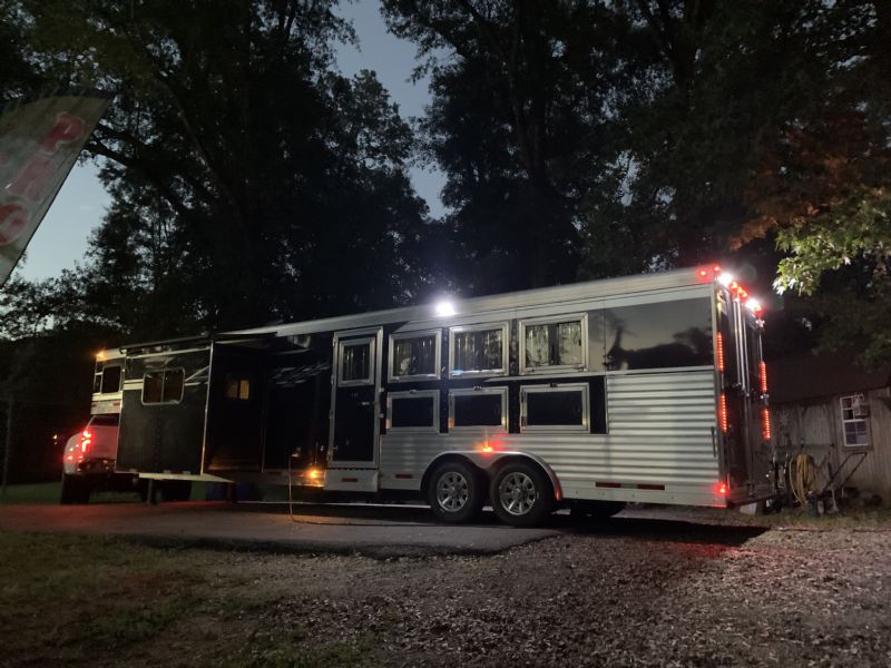 Used Horse Trailers for Sale