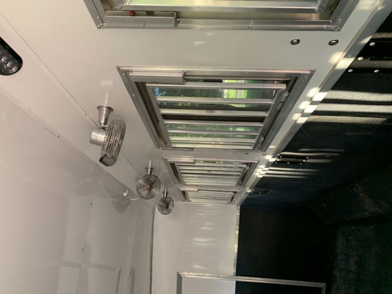 Used Horse Trailers for Sale