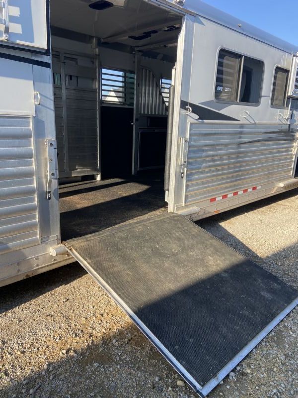 Used Horse Trailers for Sale
