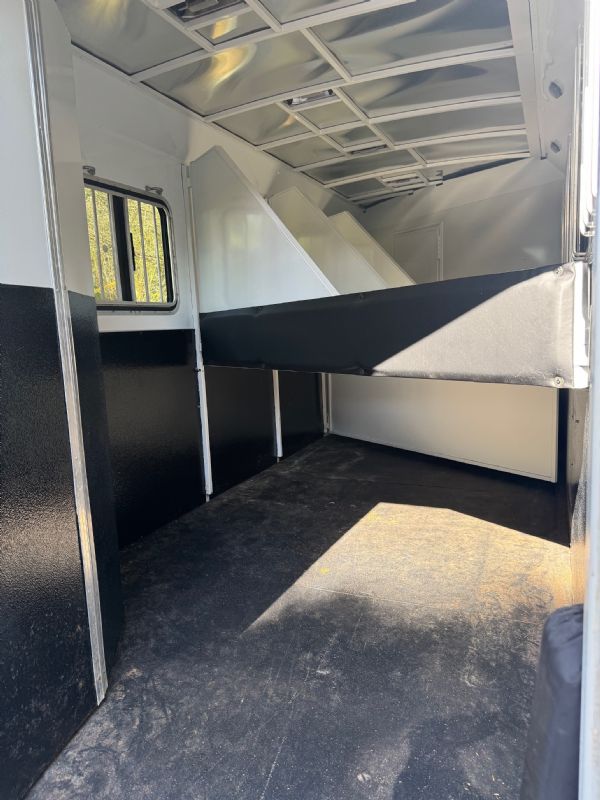 Used Horse Trailers for Sale
