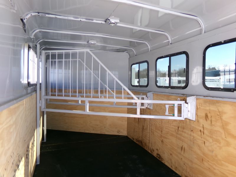 Used Horse Trailers for Sale