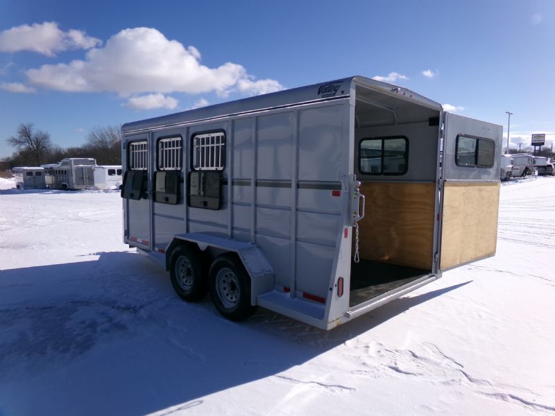 Used Horse Trailers for Sale