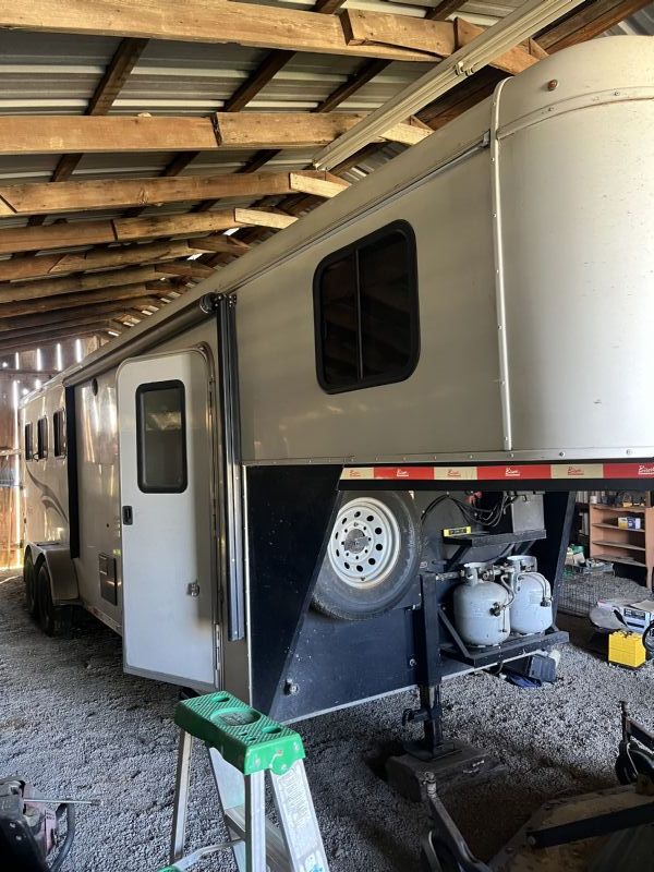 Used Horse Trailers for Sale