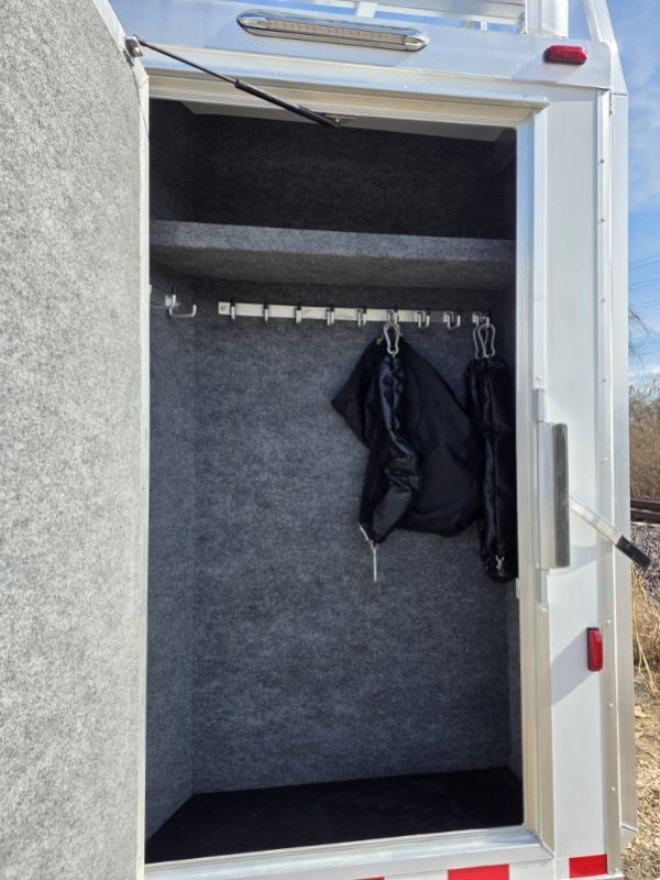 Used Horse Trailers for Sale