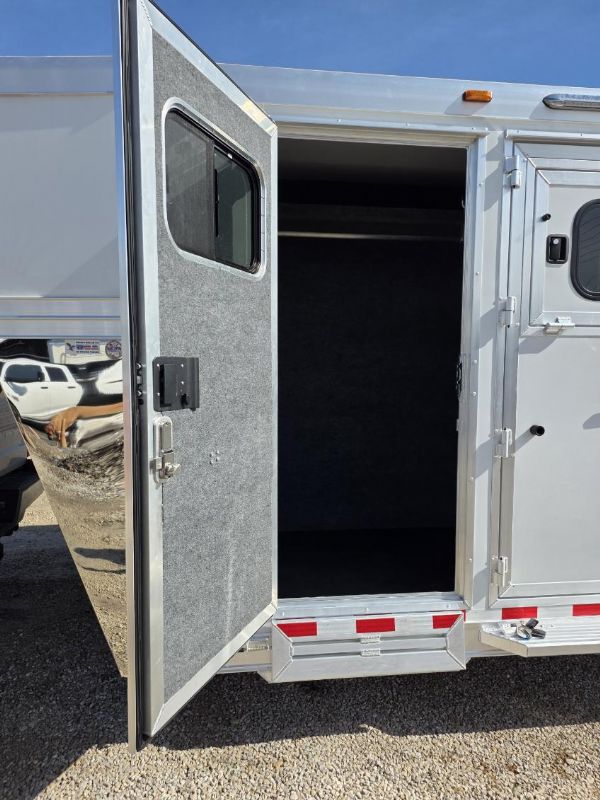 Used Horse Trailers for Sale