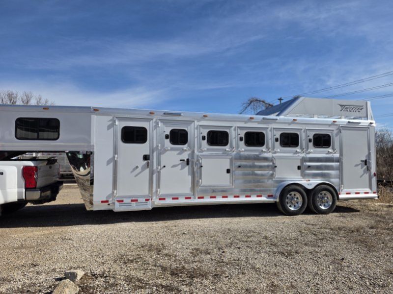 Used Horse Trailers for Sale