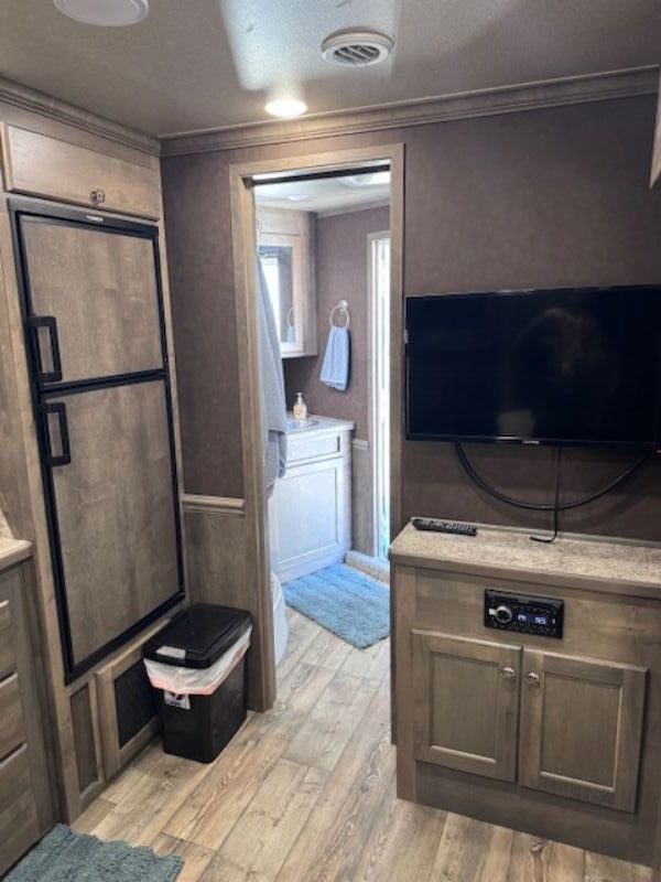 Used Horse Trailers for Sale