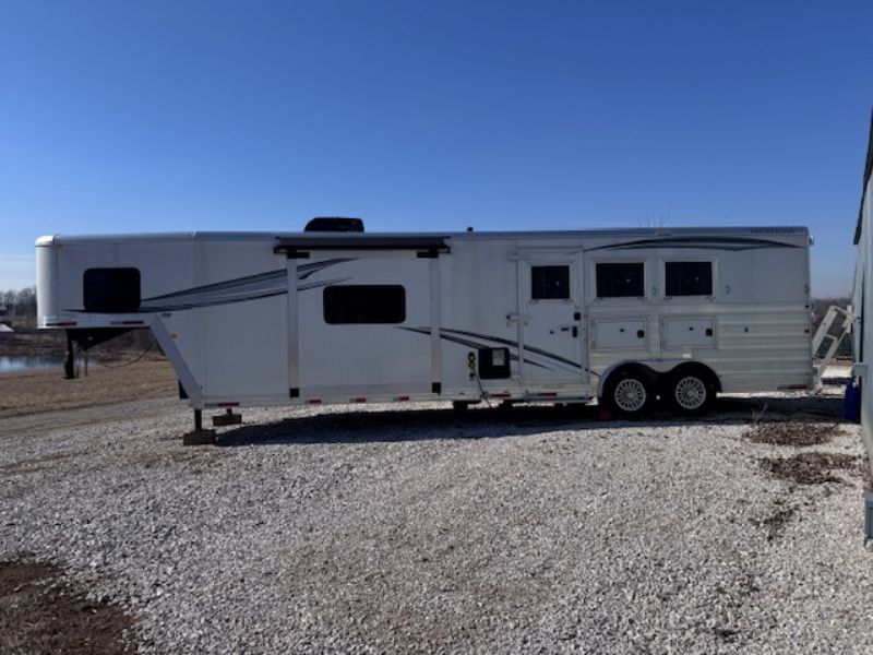 Used Horse Trailers for Sale