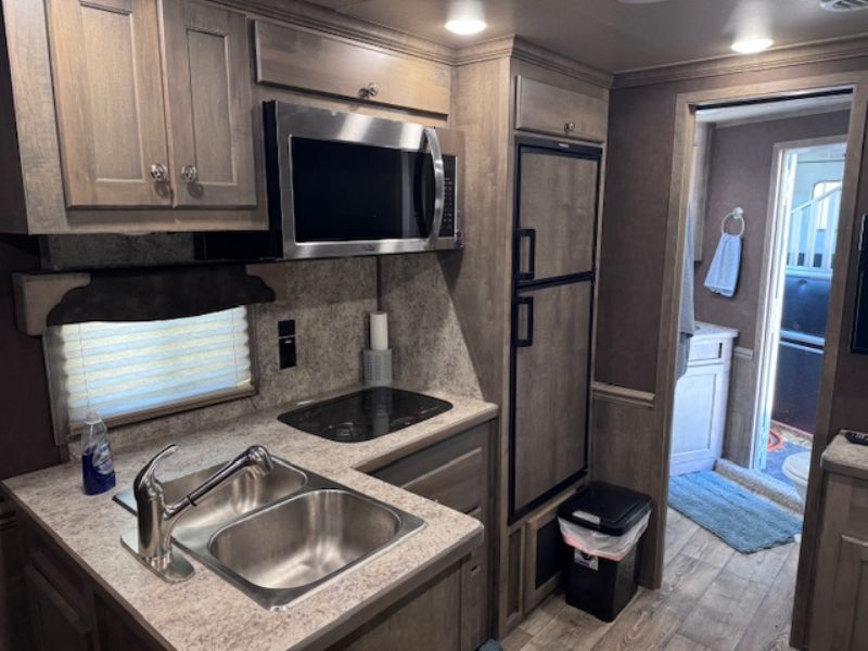 Used Horse Trailers for Sale