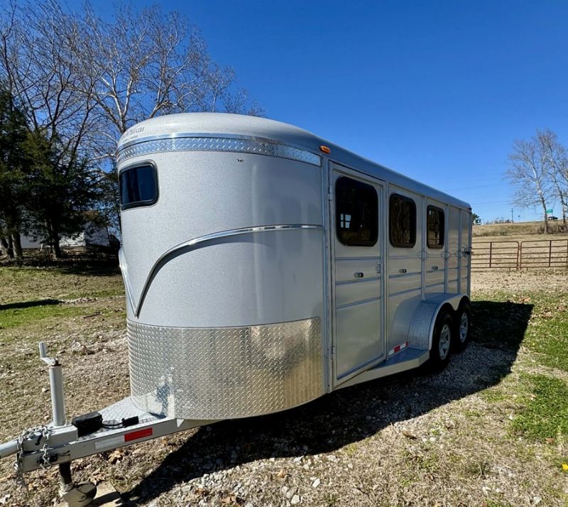 Used Horse Trailers for Sale