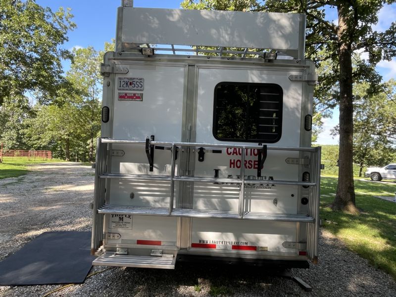 Used Horse Trailers for Sale