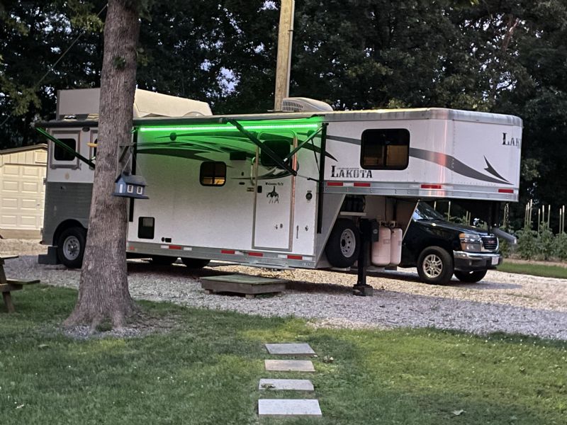 Used Horse Trailers for Sale