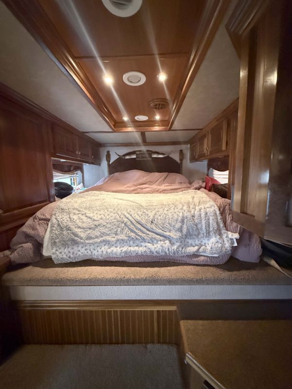 Used Horse Trailers for Sale