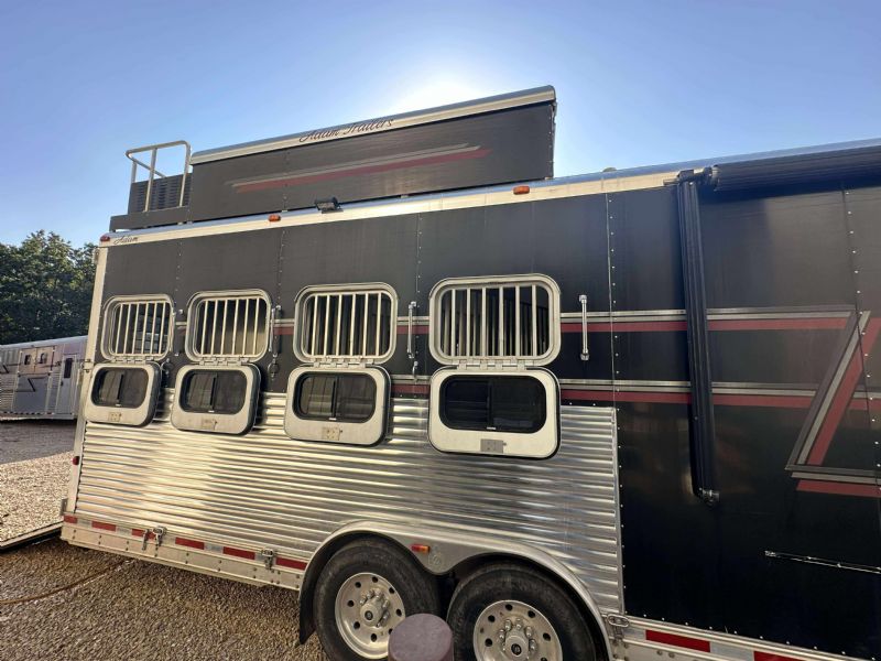 Used Horse Trailers for Sale