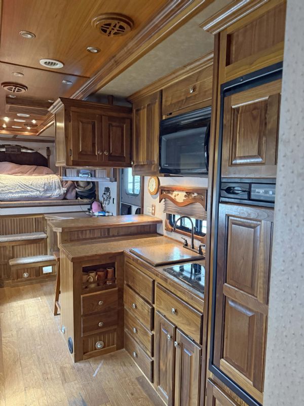 Used Horse Trailers for Sale