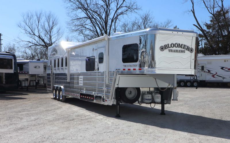 Used Horse Trailers for Sale