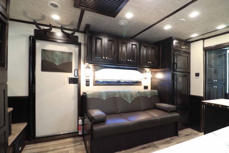 Used Horse Trailers for Sale