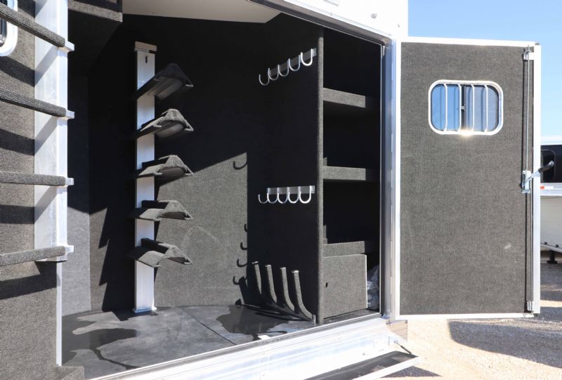 Used Horse Trailers for Sale