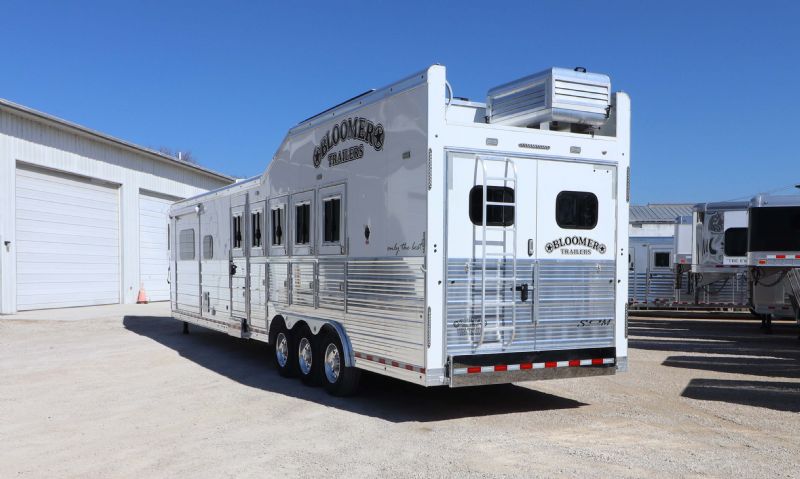 Used Horse Trailers for Sale