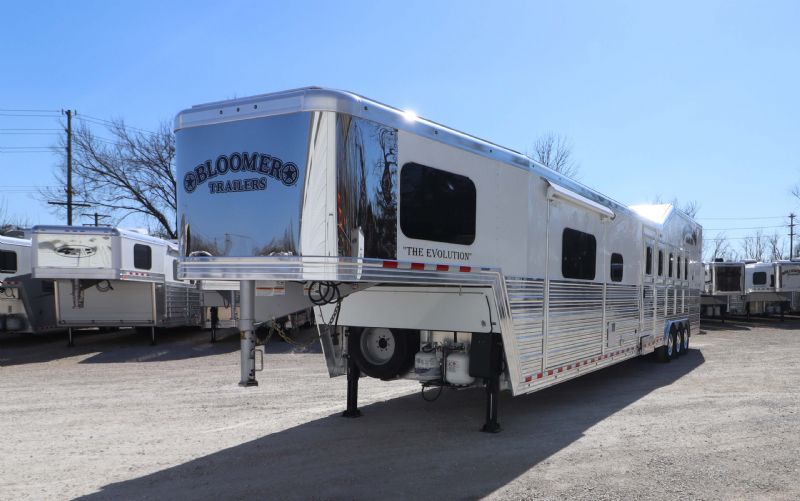 Used Horse Trailers for Sale