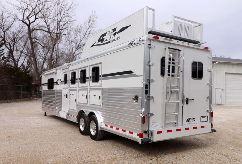 Used Horse Trailers for Sale