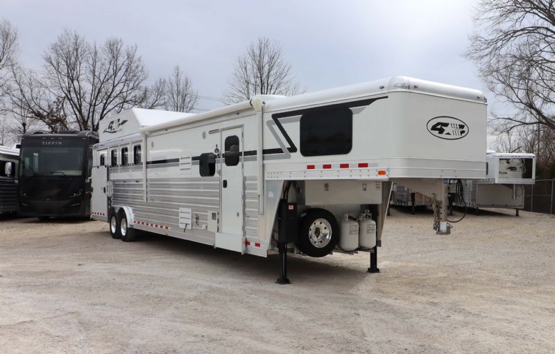 Used Horse Trailers for Sale