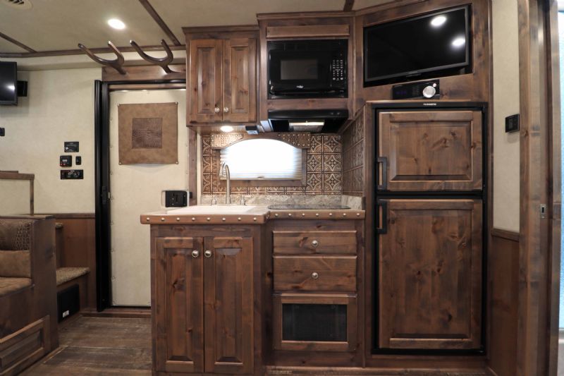 Used Horse Trailers for Sale