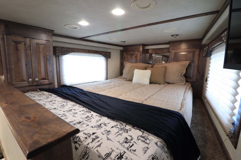 Used Horse Trailers for Sale