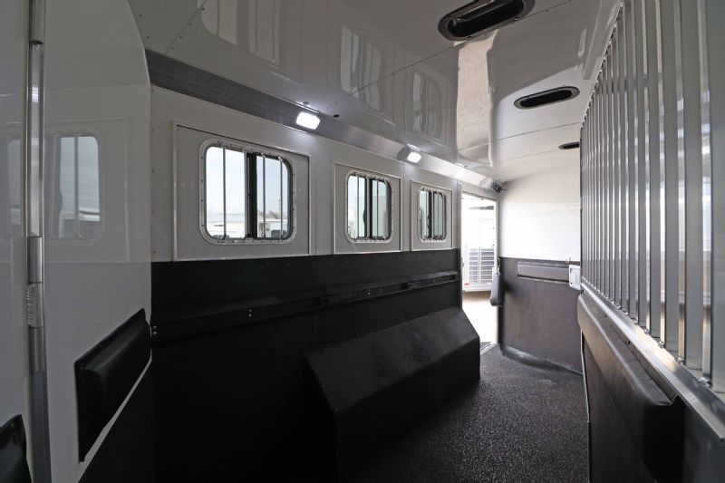 Used Horse Trailers for Sale