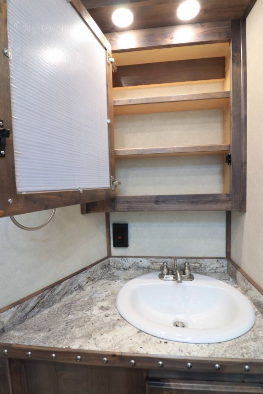 Used Horse Trailers for Sale