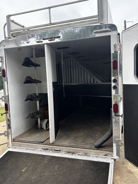 Used Horse Trailers for Sale