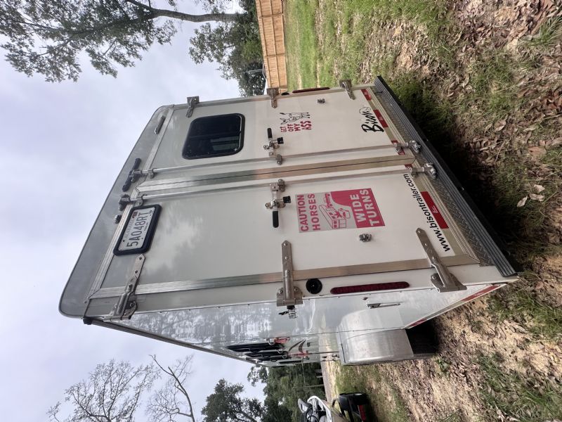 Used Horse Trailers for Sale