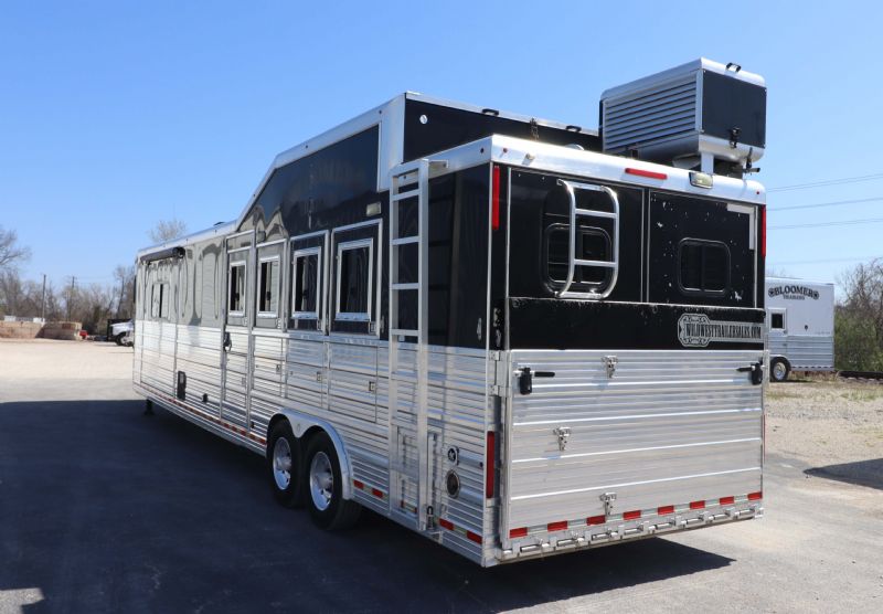 Used Horse Trailers for Sale