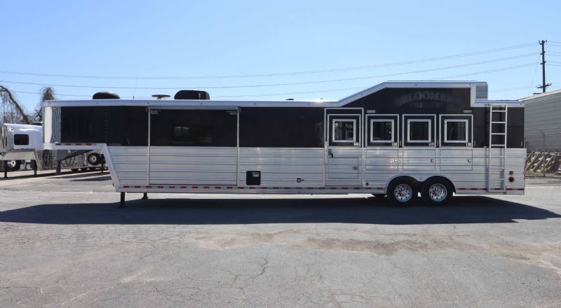 Used Horse Trailers for Sale
