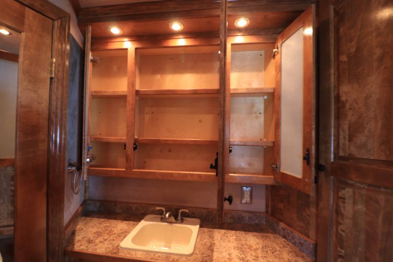 Used Horse Trailers for Sale