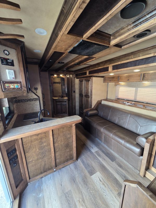 Used Horse Trailers for Sale