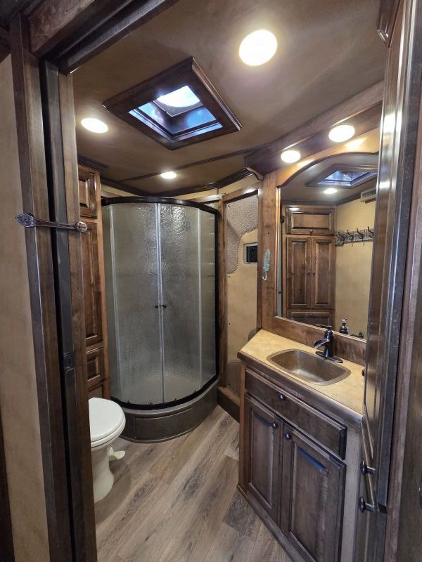 Used Horse Trailers for Sale