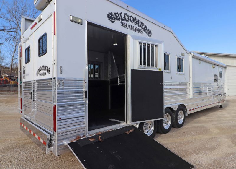Used Horse Trailers for Sale