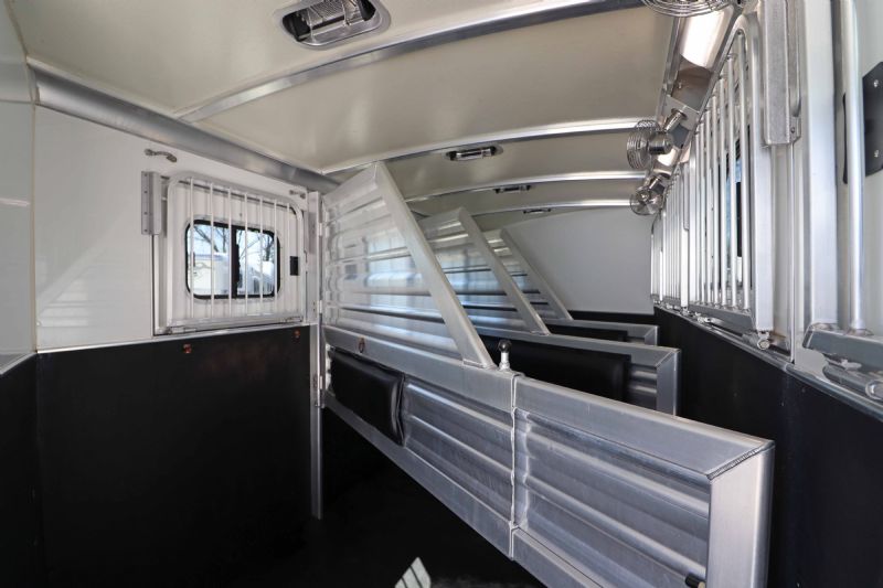Used Horse Trailers for Sale