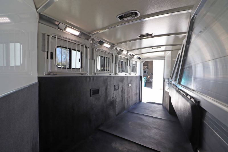 Used Horse Trailers for Sale