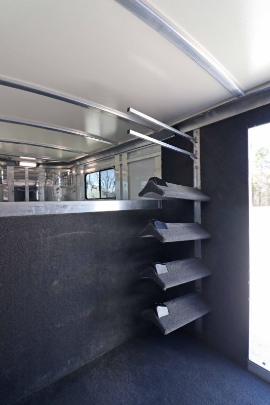 Used Horse Trailers for Sale