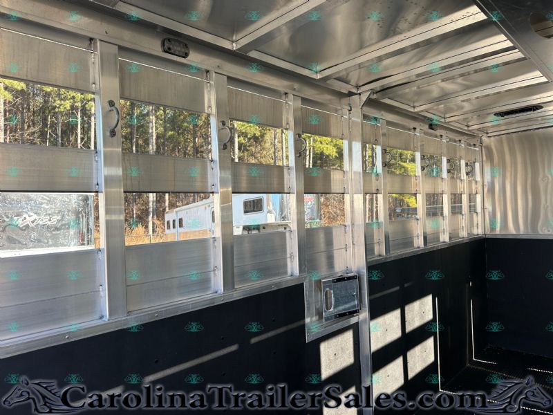 Used Horse Trailers for Sale