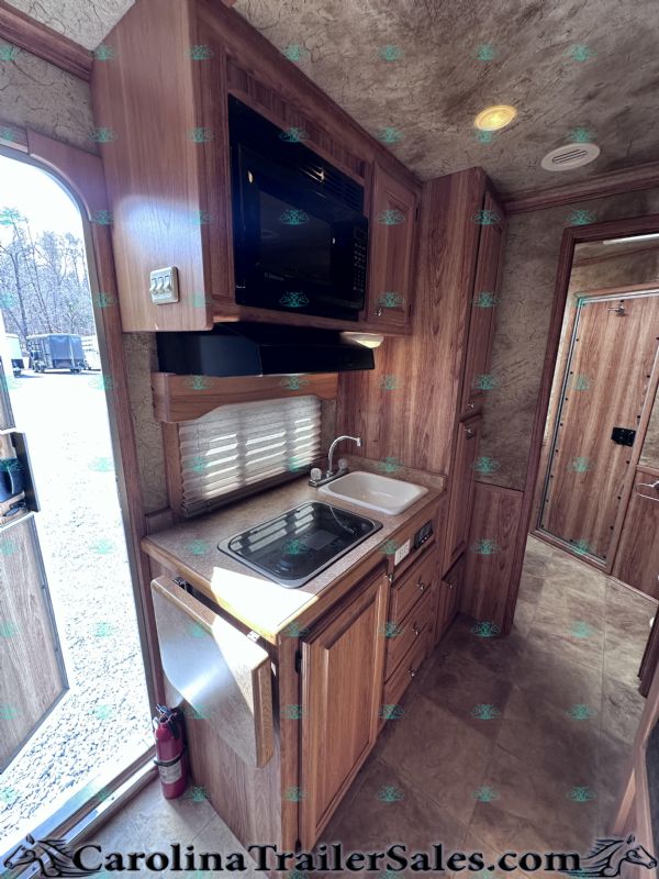 Used Horse Trailers for Sale