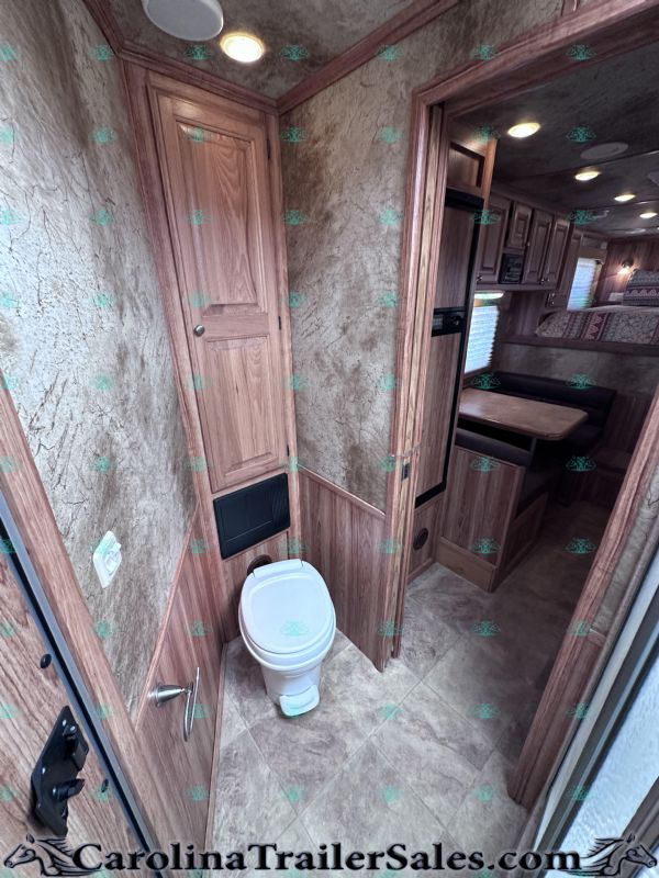 Used Horse Trailers for Sale