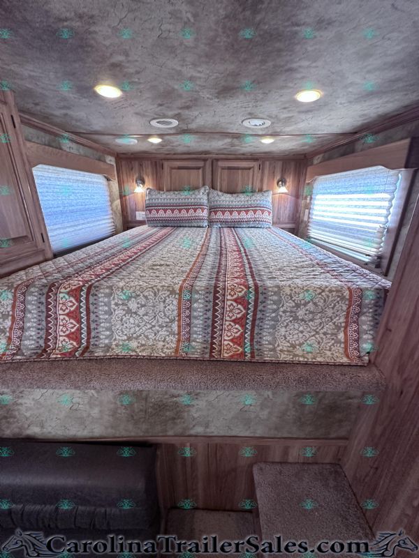 Used Horse Trailers for Sale