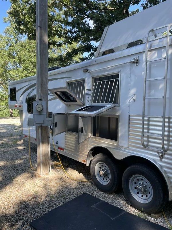 Used Horse Trailers for Sale