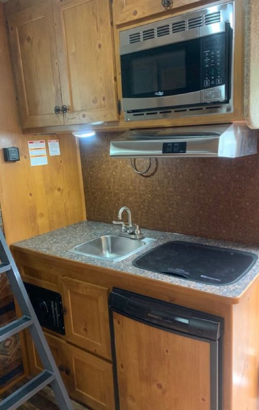 Used Horse Trailers for Sale