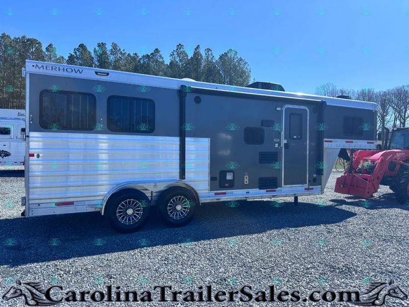Used Horse Trailers for Sale