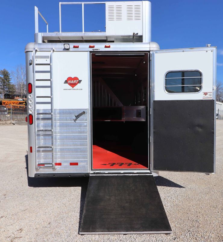 Used Horse Trailers for Sale