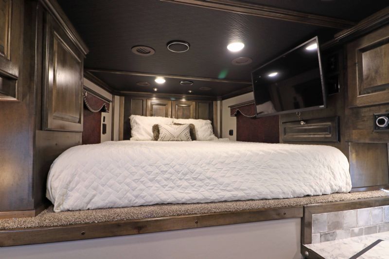 Used Horse Trailers for Sale